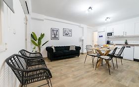 TrendyHomes Granada Centro - Ubicación y confort